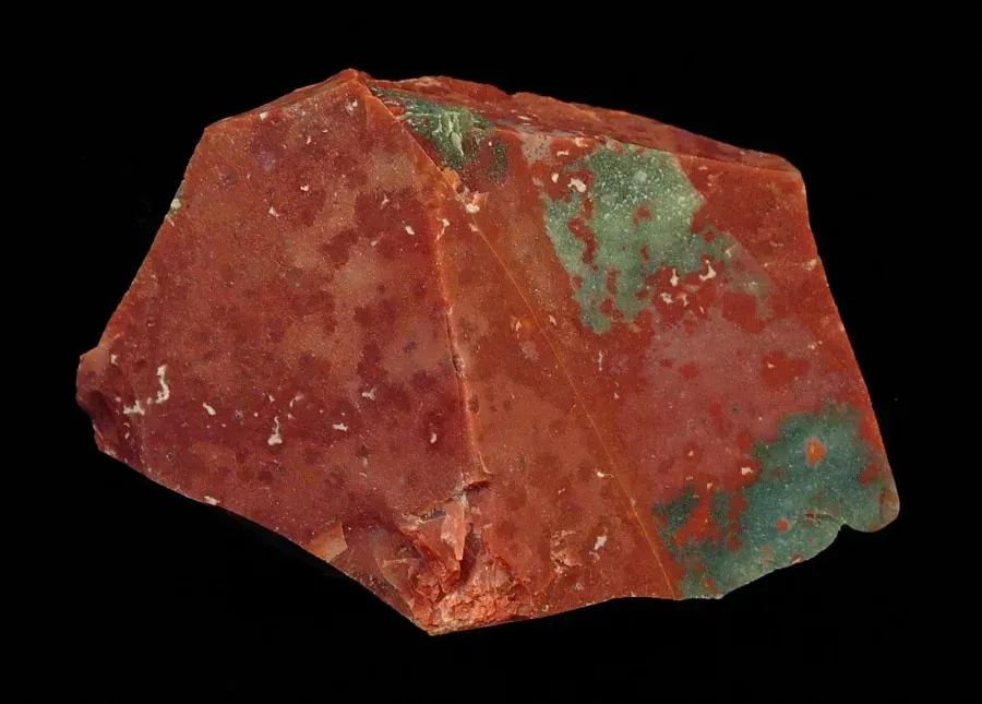 Jaspe rojo: la piedra de sangre de los guerreros