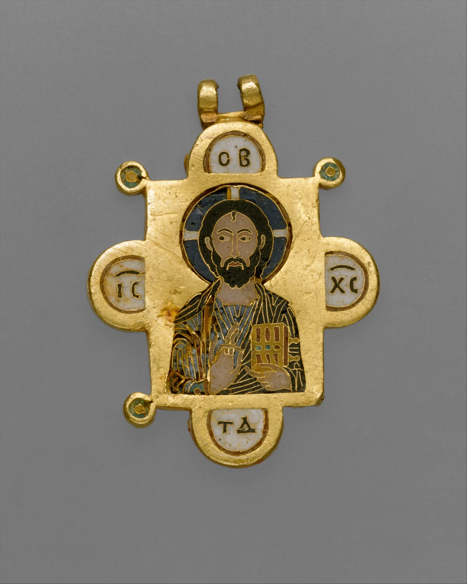 Medallón colgante bizantino de dos caras en oro con esmalte tabicado: la Virgen y Cristo Pantócrator, hacia 1100