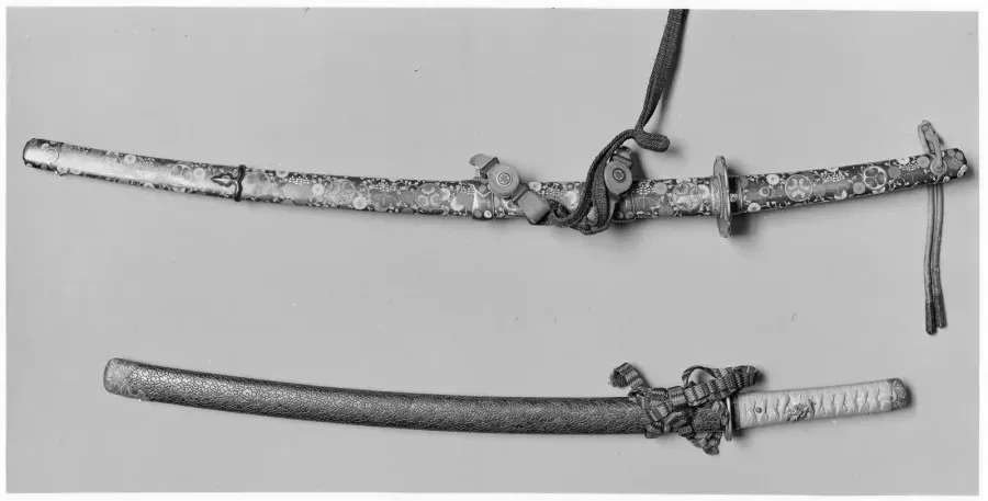 Tachi japones con montura, hoja de los siglos XIII-XIV