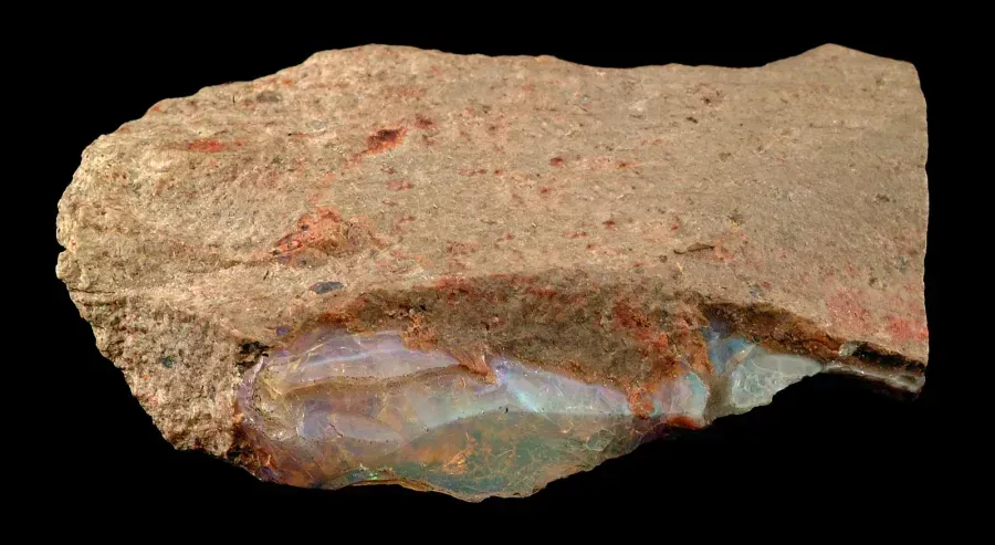 Ópalo de fuego: química, geología, historia y cómo elegir la piedra
