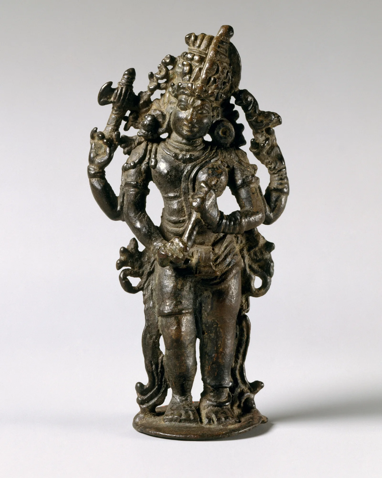 Figura de bronce de Shiva Ardhanarishvara, mitad masculino y mitad femenino, Kerala, India