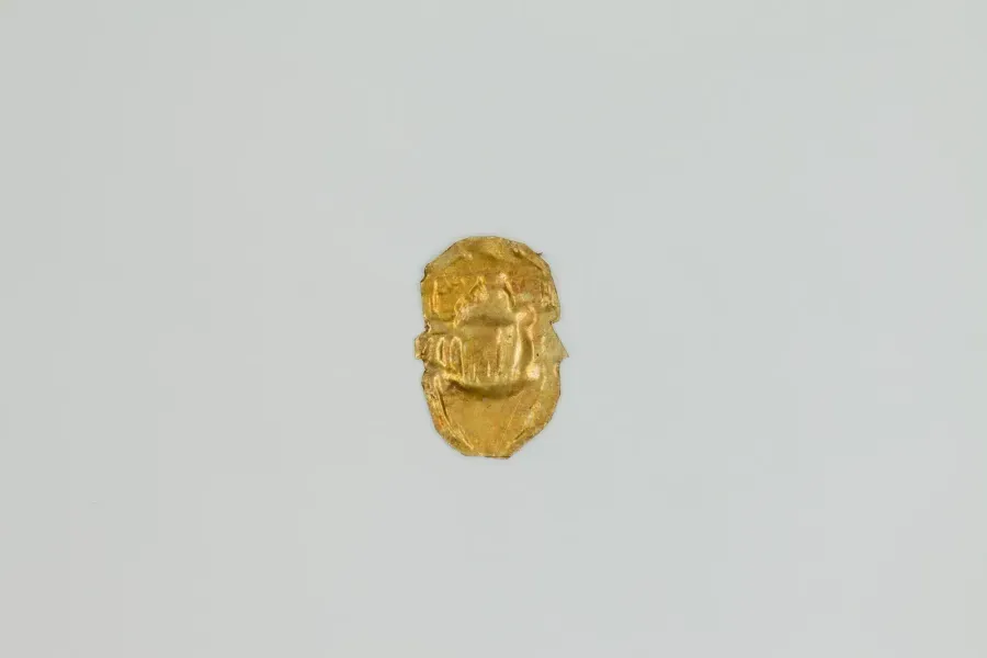Amuleto escarabajo de fayenza azul, Periodo Tardio del Antiguo Egipto