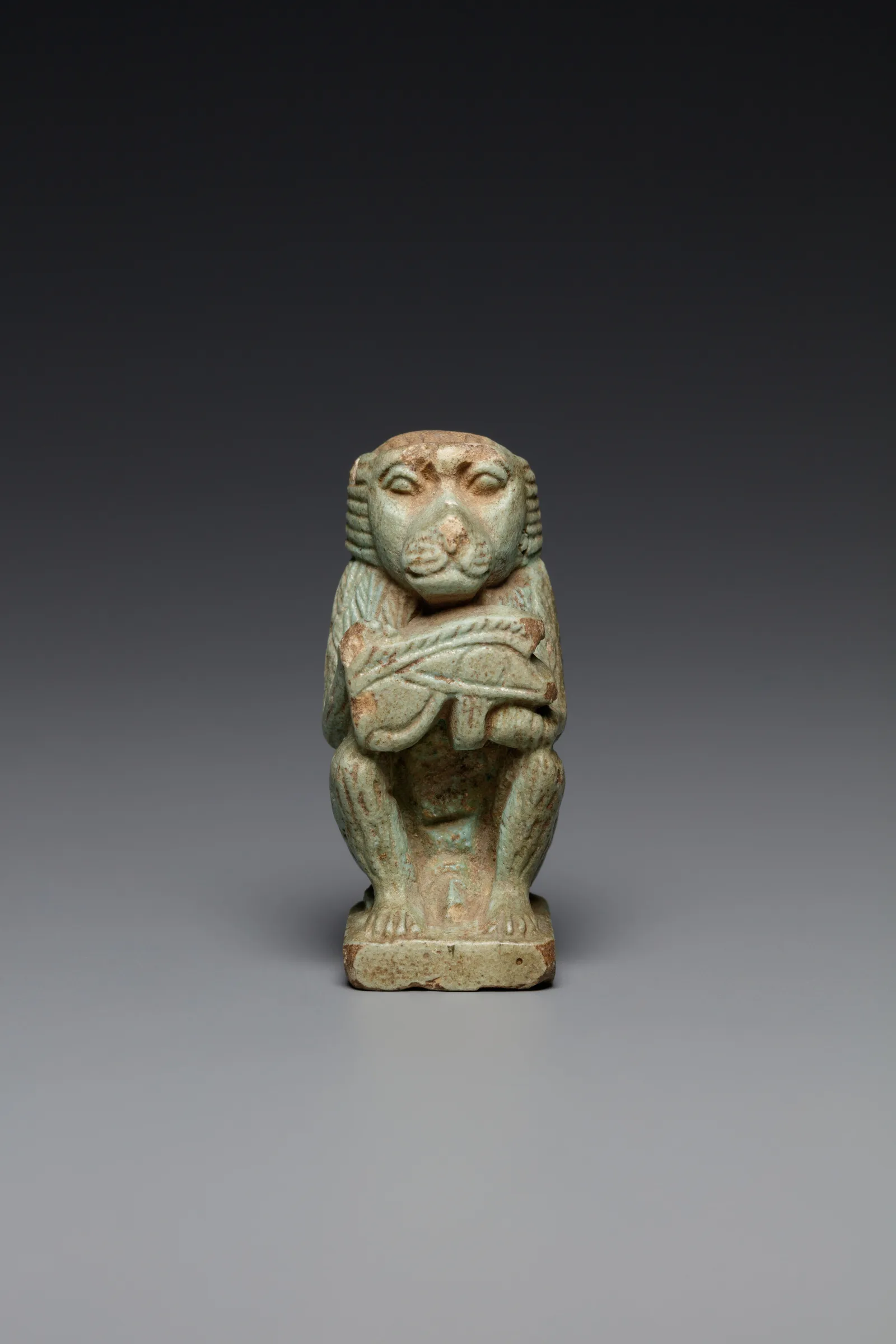 Amuleto de babuino con ojo udyat