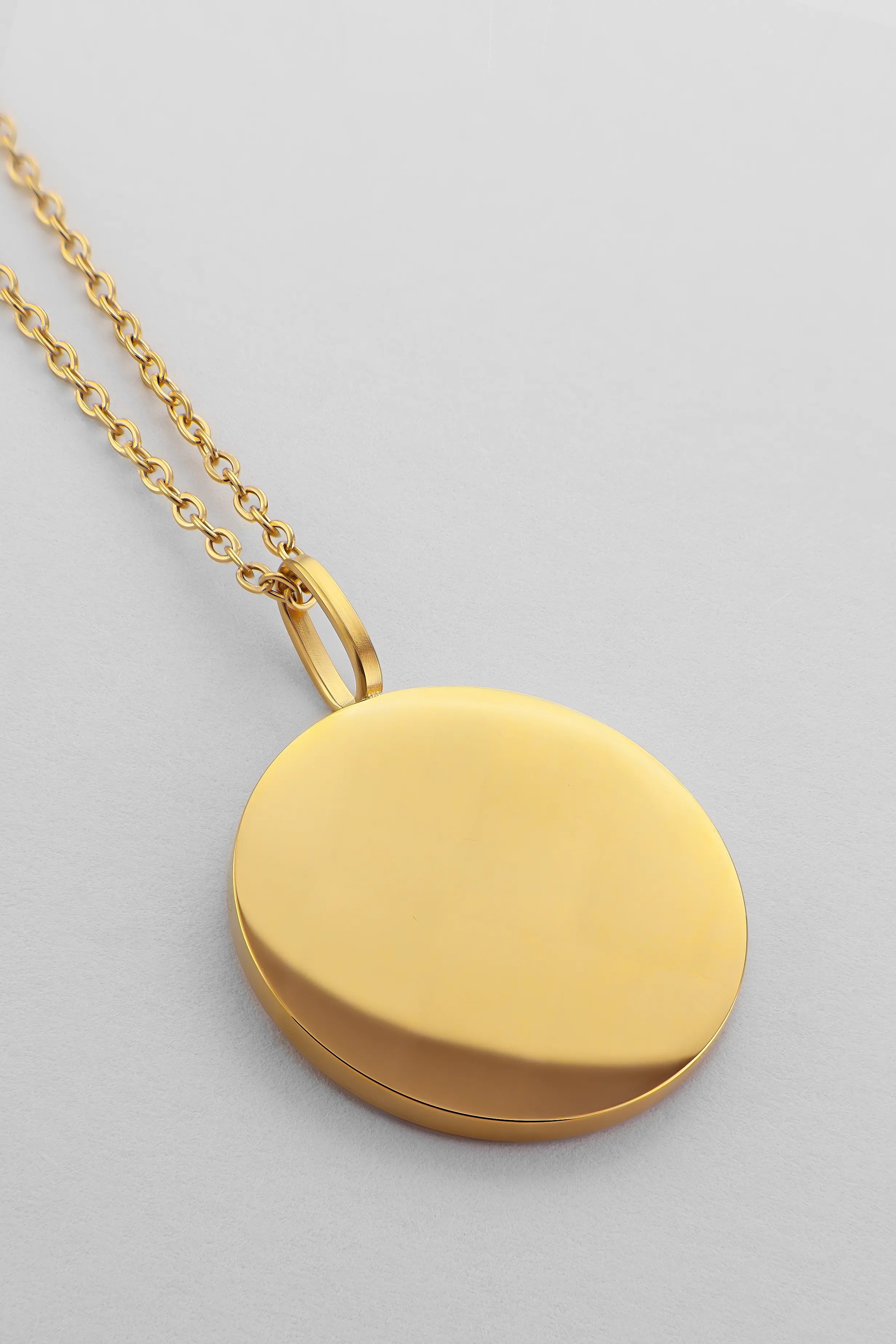 EL OJO QUE TODO LO VE превью 2