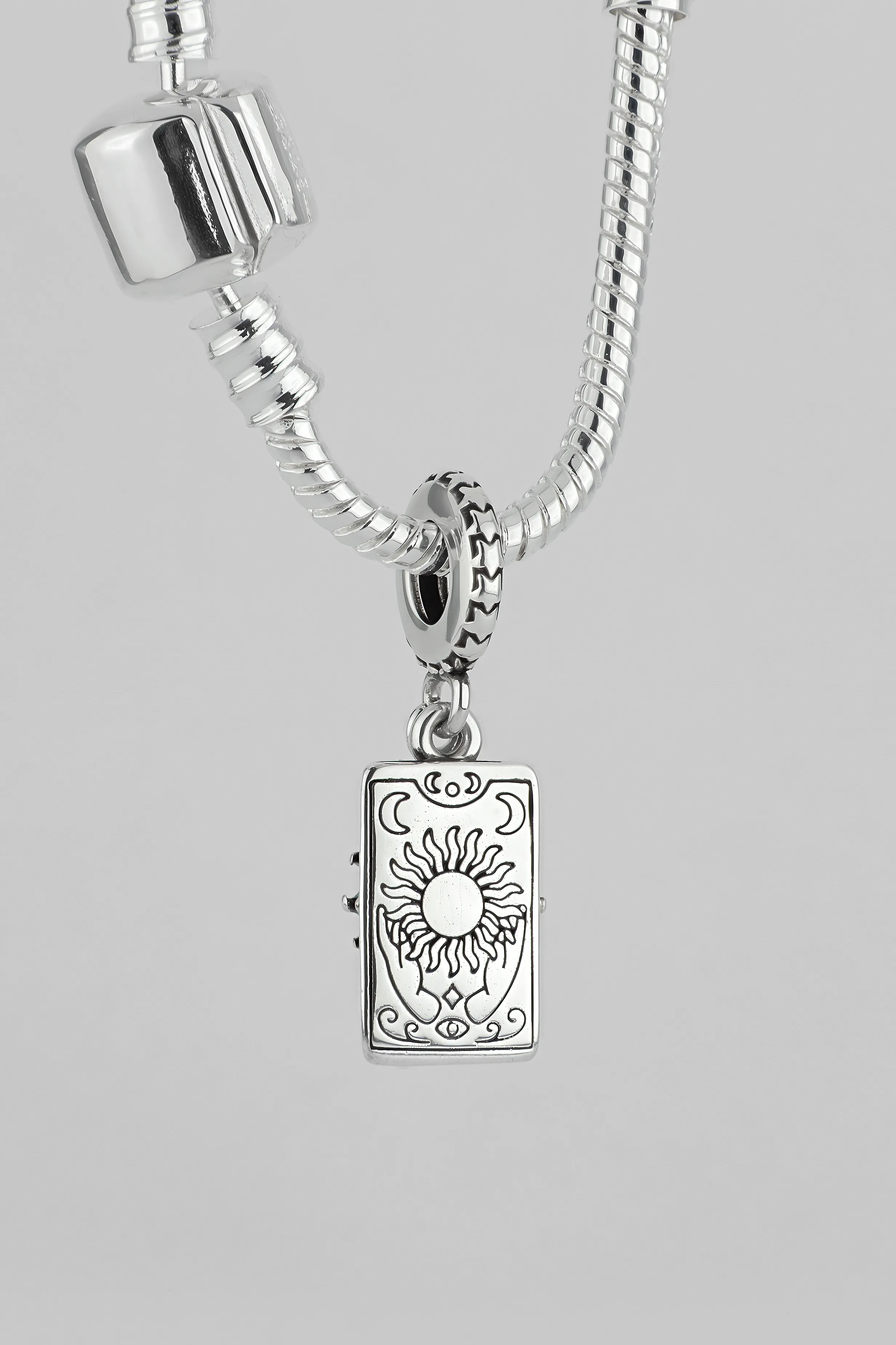 THE SUN TAROT CARD CHARM превью 2