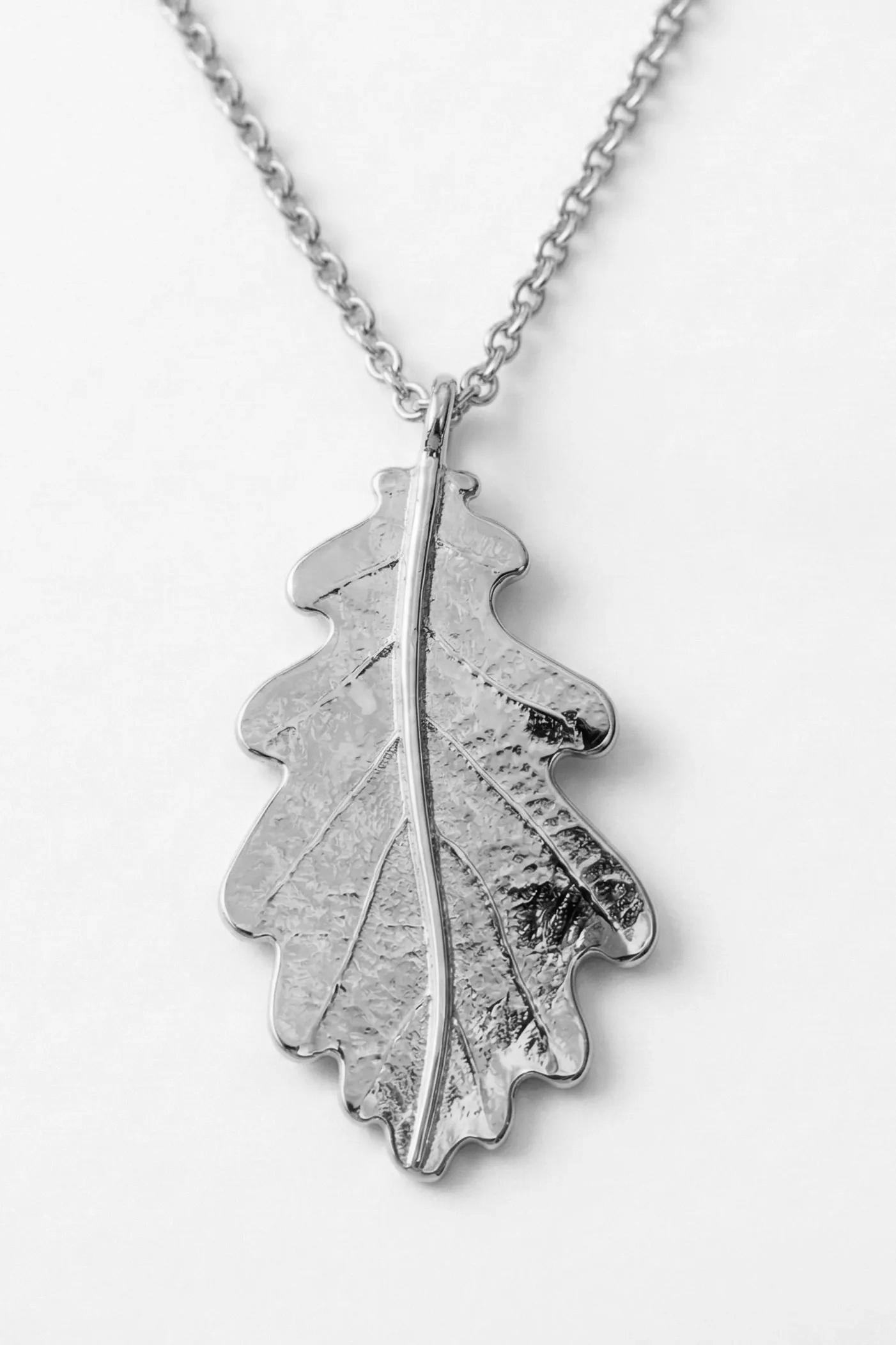 AUTUMN LEAF PENDANT SILVER-TONE