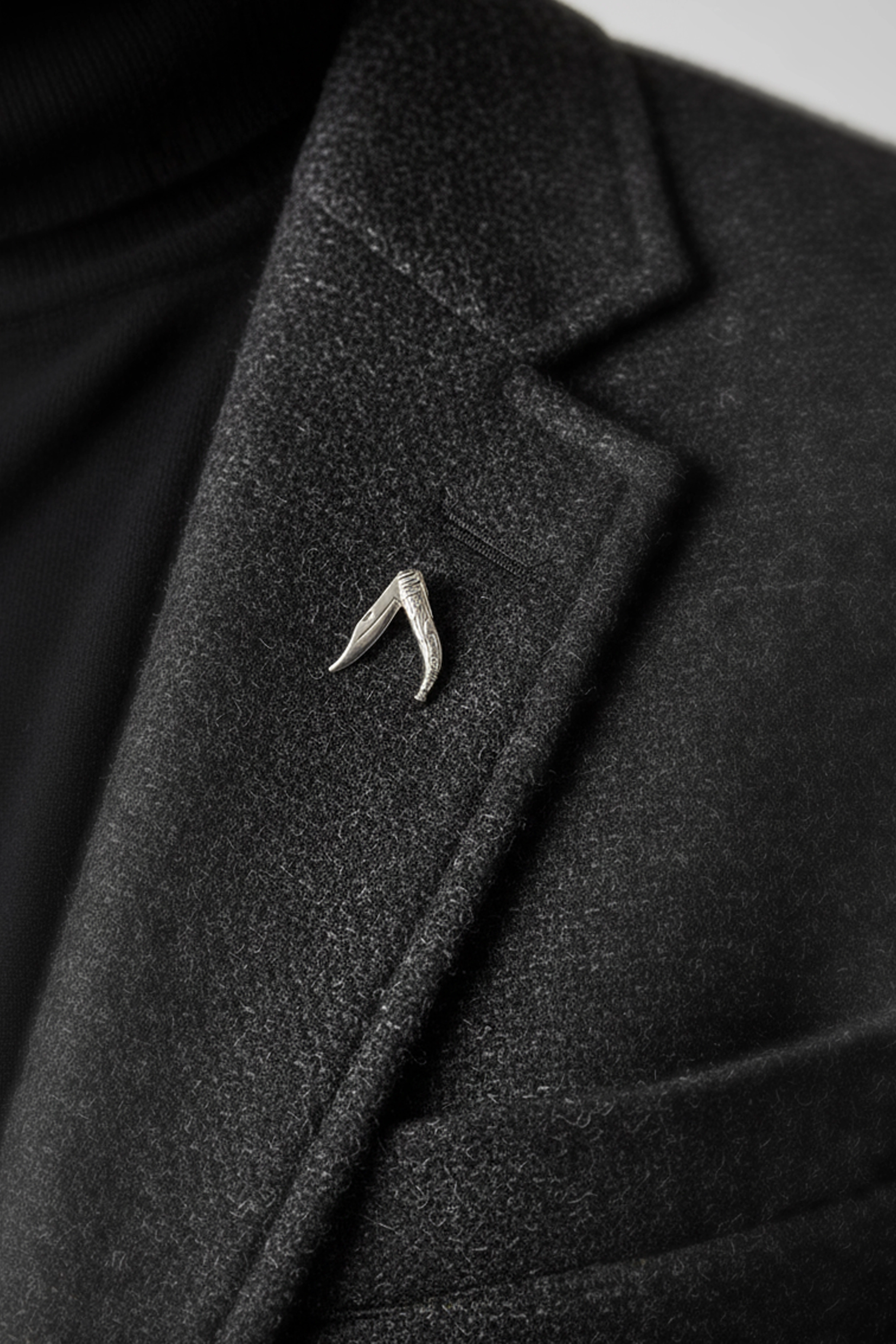 MINIATURE NAVAJA PIN