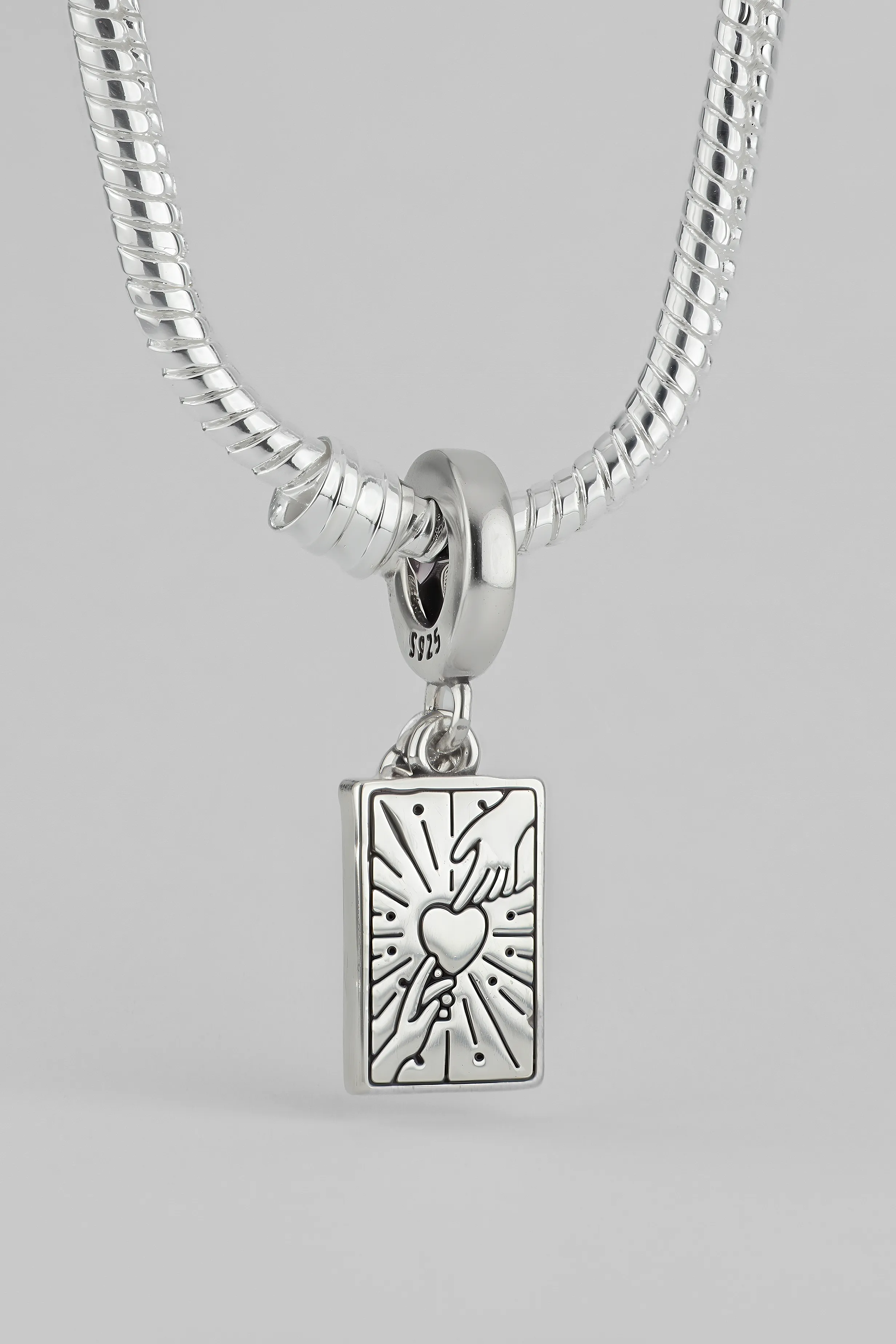 ARCANA VI THE LOVERS PREMIUM CHARM превью 2